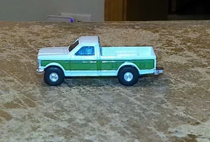 1/64 ertl ford pickup truck in nice shape used - Picture 1 of 6