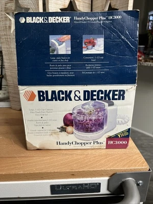 (111A).  Black & Decker Handy Chopper Plus Mini Food Chopper HC3000 Brand New - Image 1 of 3