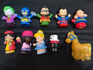 Lote de 10 figuras Fisher Price Little People Cenicienta Wiseman Superman Batman - Imagen 1 de 12