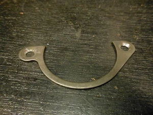 1982 82 YAMAHA XT250J XT 250 J XT250 MOTOR TRANSMISSION BEARING BRACKET - Picture 1 of 1