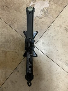95-96-97-98-99-00-01-0-03-04-05-06-07-08-09 Saab 9,5 9,3 Tire Jack OEM - Bild 1 von 6