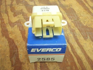 Relé de ventilador de refrigeración Chevy Oldsmobile Pontiac 1980 1982 radiador #2585 ¡Nuevo de lote antiguo! - Imagen 1 de 1