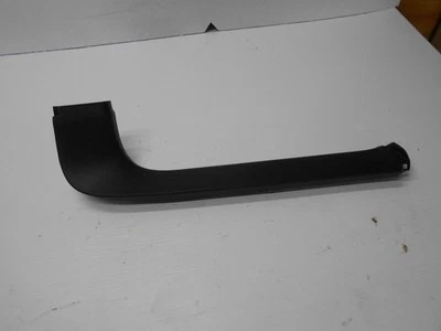 Toyota Prius 2007 escotilla trasera puerta levadiza derecha cubierta del panel de ajuste derecho Foto 1 de 4