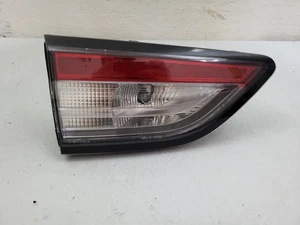 LUZ TRASERA INTERIOR FORD ESCAPE 20 21 22 OEM - Imagen 1 de 9