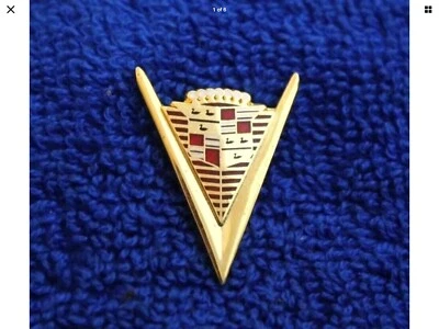 Cadillac Crest Hat Pin Lapel Pin Emblem Accessory Badge GM Escalade Seville Foto 1 de 4