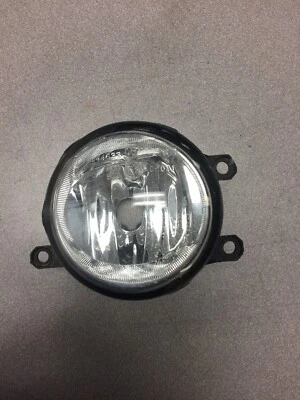 89092700 RH Fog Lamp Toyota Lexus 2008-2010 Avalon Yaris - Imagem 1 de 4