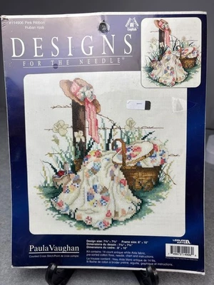 Paula Vaughan "Fita Rosa" Kit de Ponto Cruz 7 1/4" X 7 1/4" Conjunto Completo - Imagem 1 de 4