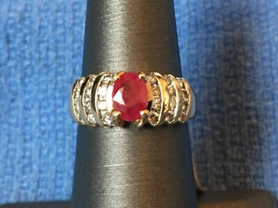 Lady's 14K Yellow Gold Ruby & Diamond Ring - Sz 6.75 - 3.9 g - .24 TCW - Image 1 of 4