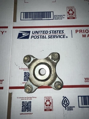 Buje de rueda trasera 87 Yamaha Champ 100 Yfm100t OEM 2HX-25383 Foto 1 de 3