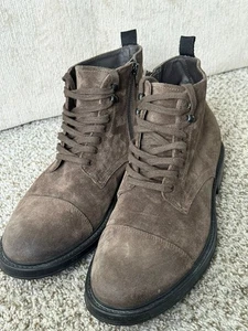 BRUNO MAGLI Omar Suede Chukka Boots Size 8.5 EUC - Picture 1 of 7