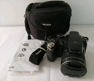 FUJIFILM FINEPIX S4300 14MP S SERIES DIGITAL CAMERA MANUAL/SD CARD/BAG-EXC COND - Picture 1 of 24
