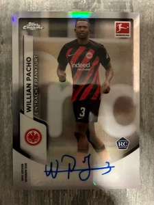 Topps Chrome Bundesliga 2023/24 Willian Pacho RC Rookie Auto Eintracht Frankfurt - Bild 1 von 2