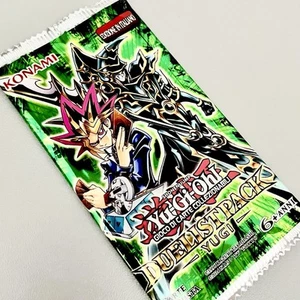 Yu-Gi-Oh Sealed Booster 5 Card Pack 1st Edition Dark Paladin Vintage Rare YuGiOh - Picture 1 of 7