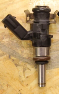 BMW R 1250 GS HP 2016 2017 2018 2019 2020 fuel injector assy - Zdjęcie 1 z 5