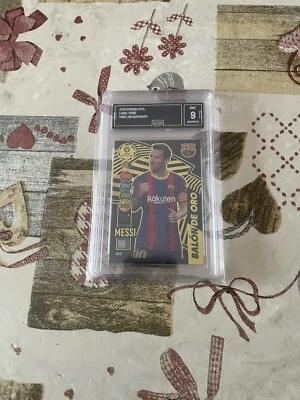 2020 PANINI LIGA SANTANDER ADRENALYN XL - LIONEL MESSI- BALON ORO  #466 -GMA 9 - Imagen 1 de 2