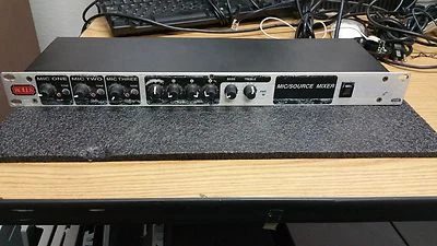 Rolls RM67 Professional Rack Mount Mic/Line Mixer 3 XLR/4 RCA 1U - Image 1 of 4