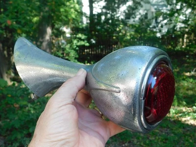 Задний фонарь 1932 Nash под правую руку со стороны пассажира - Изображение 1 из 4