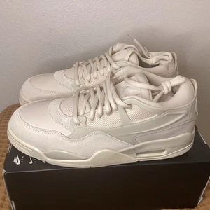 Nike Air Jordan 4 RM AJ4 Mens 8.5 Women’s 10 Beige Light Brown Limited Rare - Bild 1 von 9