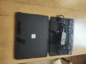 Microsoft Surface Pro X - Picture 1 of 3