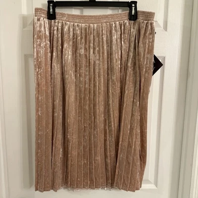 Falda de Terciopelo Plisada Rosa Beige Polvoriento AVA & VIV Cintura Elástica 1X Nueva con Etiquetas Foto 1 de 4
