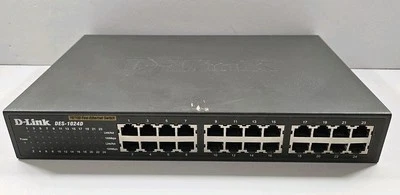 D-Link  DES-1024D 10/100 Fast Ethernet Switch 24-Ports Rack-Mountable - Image 1 of 4