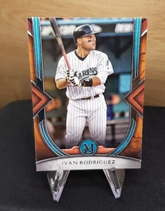 2022 Topps Museum #80 - Ivan Rodriguez - Base - Florida Marlins - Bild 1 von 2