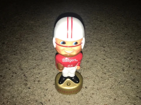 Wisconsin Badgers Vintage Talking Football Player Bobblehead Cover