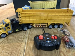 Camion Trasporto RC Semi Camion RC Giocattoli Divertimento Infinito Motore Potente 1:48 - Foto 1 di 17