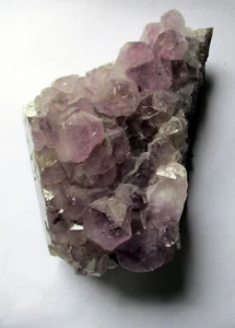 Geoda de cristal amatista con enormes formaciones cristalinas 1450 g - Imagen 1 de 2