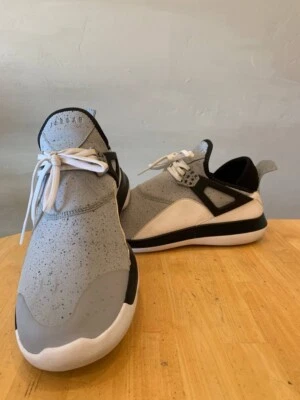 Talla 12 - Jordan Fly 89 Gris Lobo Foto 1 de 4