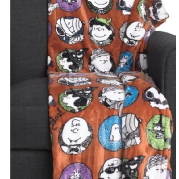 Peanuts Characters Halloween Throw Blanket Orange w/Costume Faces, 50 x 70 NEW - Image 1 of 4