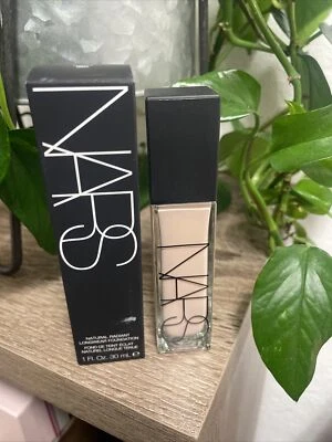NARS Natural Radiant Longwear Foundation - Oslo Light 1 - 1.0 oz Authentic - Image 1 of 2