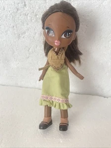 Y2K Bratz Kidz Sasha afroamerikanische Puppe braune Augen grün Rock bauchfreies Oberteil Schuhe - Bild 1 von 13