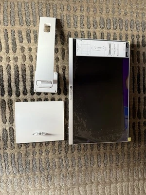 Gateway GWAP42424-WT 23.8" FHD AIO Pentium Silver J5040 4GB 128GB W11H - Image 1 of 3