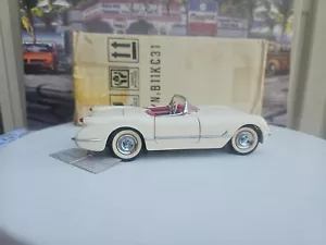 FRANKLIN MINT 1953 WHITE CHEVROLET CORVETTE 1:24 SCALE DIECAST - NO BOX - Picture 1 of 24