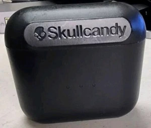 Skullcandy Indy S2SSW True Wireless Earbuds Charging Case - Used Functional - Picture 1 of 6