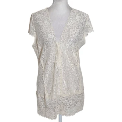 Cabi Cream Short Sleeve Sheer Lace Blouse Size Medium Cabi Cream Lace Top - Image 1 of 4