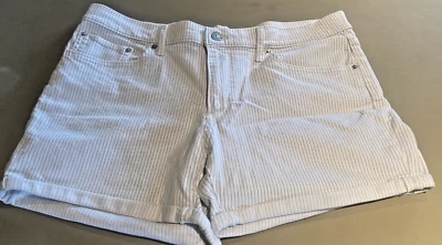 Pantalones Cortos de Jean Levi Strauss para Mujer 33 Largo Medio Rayas Dobladillo Enrollado Bolsillos Y2K Foto 1 de 4