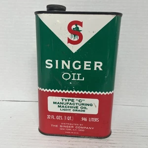 Vintage “The Singer Company” 1 Quart Oil Can/Tin – 2/3 Full In Great Condition - Picture 1 of 6