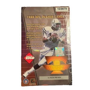 Caja de triunfo de fútbol americano Collectors Edge 1999 sellada de fábrica NFL - Imagen 1 de 3