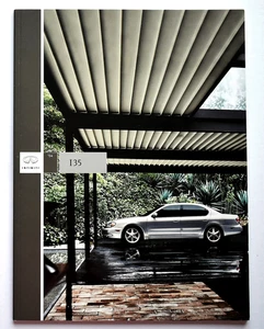 NM 2004 INFINITI i-35 PRESTIGE SALES BROCHURE CATALOG ~ 9" X 12" ~ 28 PAGES - Picture 1 of 10