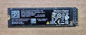 Western Digital 256GB SSD SN720 NVMe M.2 2880 SDAPNTW-256G-1006 - Picture 1 of 2
