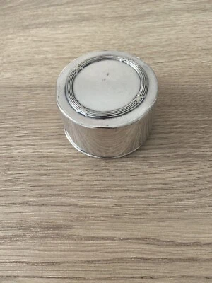 Ancien poudrier argent poinçon MILLS - Photo 1/4