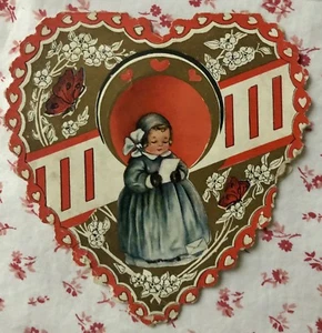 Tarjeta de San Valentín vintage de 1930 dorada en relieve corazón decoración niño mariposa ~ Whitney - Imagen 1 de 6