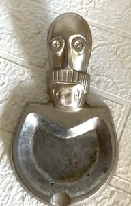 CENICERO DE ALUMINIO ROBOT ART DECO DE COLECCIÓN C3PO, GORT, BENDER, METRÓPOLIS? - Imagen 1 de 6