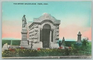 Fern Iowa ~ Municipio Castor ~ Cementerio Luterano Mausoleo Marrón ~ Sra. JP Brown ~ c1915 - Imagen 1 de 2