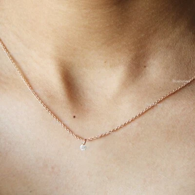 Mini colgante solitario de diamantes naturales SI de oro amarillo sólido de 14 k \collar Foto 1 de 2