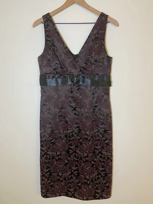 Mini vestido feminino Karen Kane floral tamanho 4 cetim com cinto Whimsigoth novo com etiquetas - Imagem 1 de 4