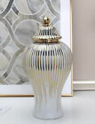Bruela White And Gold Antique Ceramic Vase With Electroplated Stripe Patterns