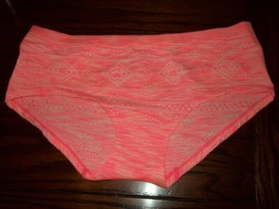 NUEVO CON ETIQUETAS BRAGAS HIPHUGGER DE POLI SPANDEX TEXTURIZADAS 11071216 ORG M Victoria's Secret Foto 1 de 2